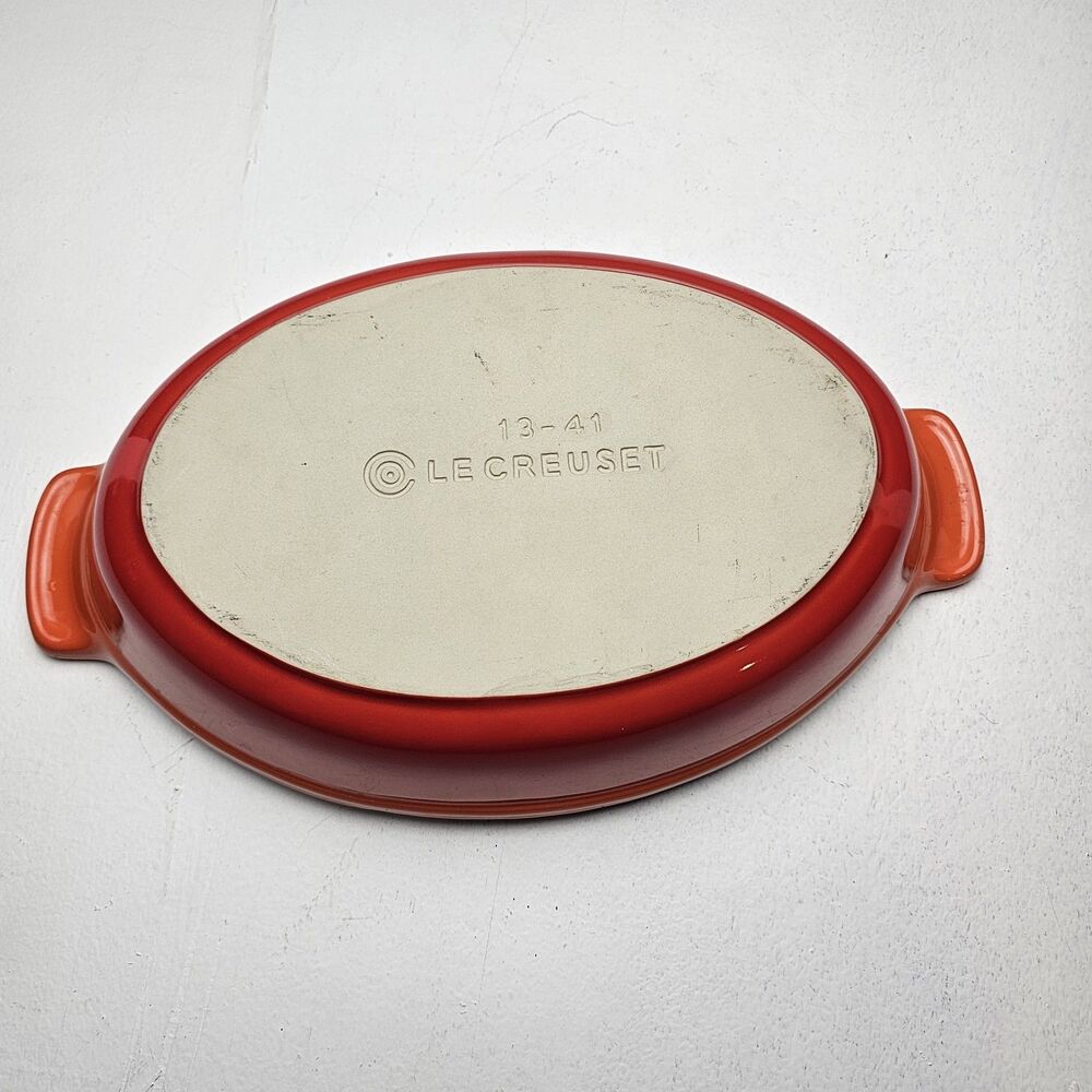 Le Creuset Red Au Gratin Dish with handles cerise 1.66 quart